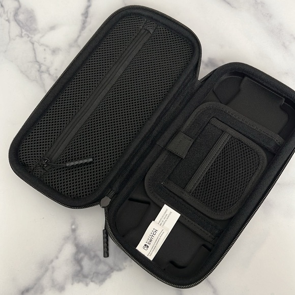 Travel Case for Nintendo Switch - PDP Plus Glow Mushroom, Green Black, NEW - Picture 4 of 5